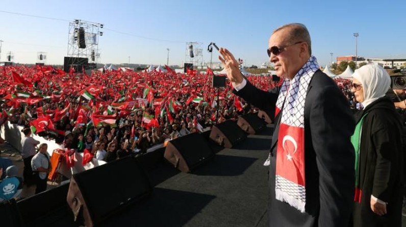 الرئيس أردوغان : قد نأتي ذات ليلة على حين غرة  إلى غزة